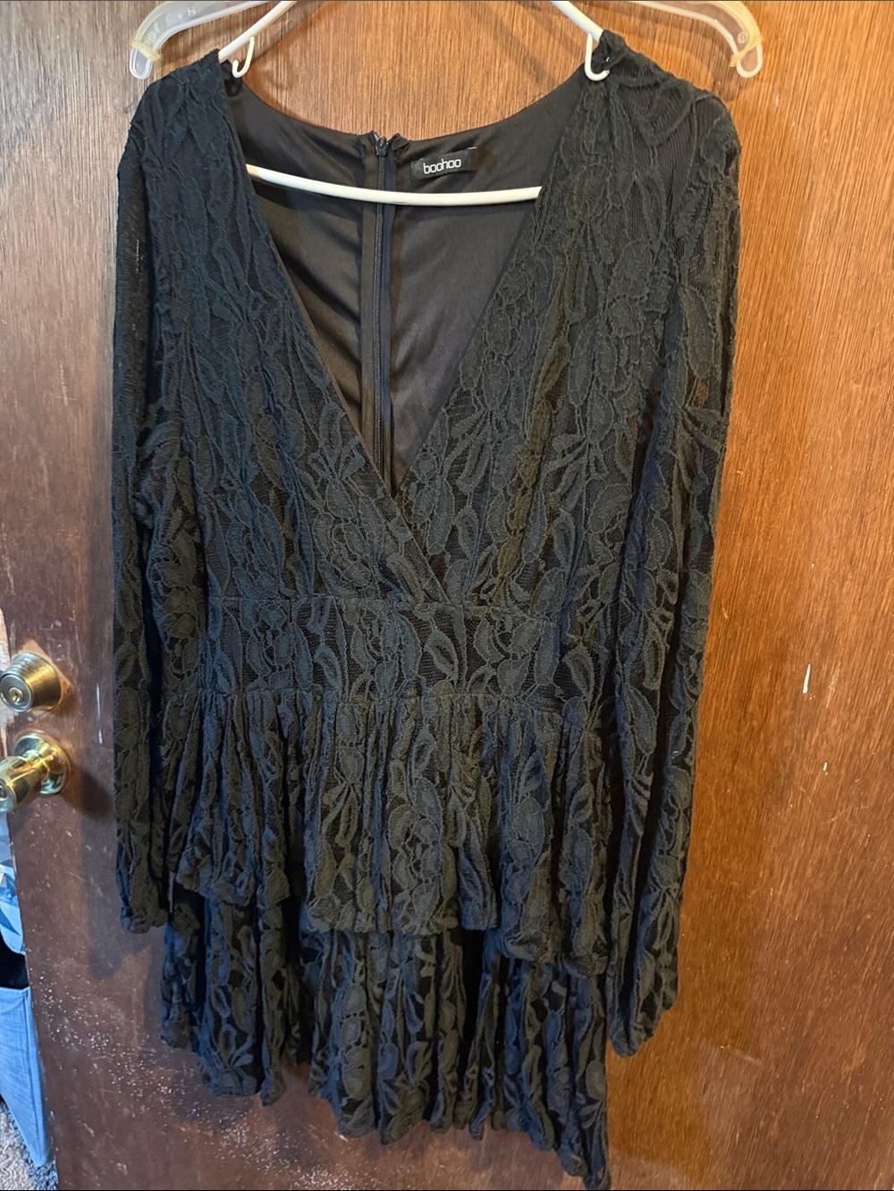 Boohoo Black Lace Long Sleeve Tiered V-Neck Dress